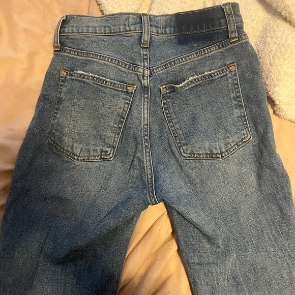 Abercrombie & Fitch high rise ankle straight jeans in short - Picture 2 of 3